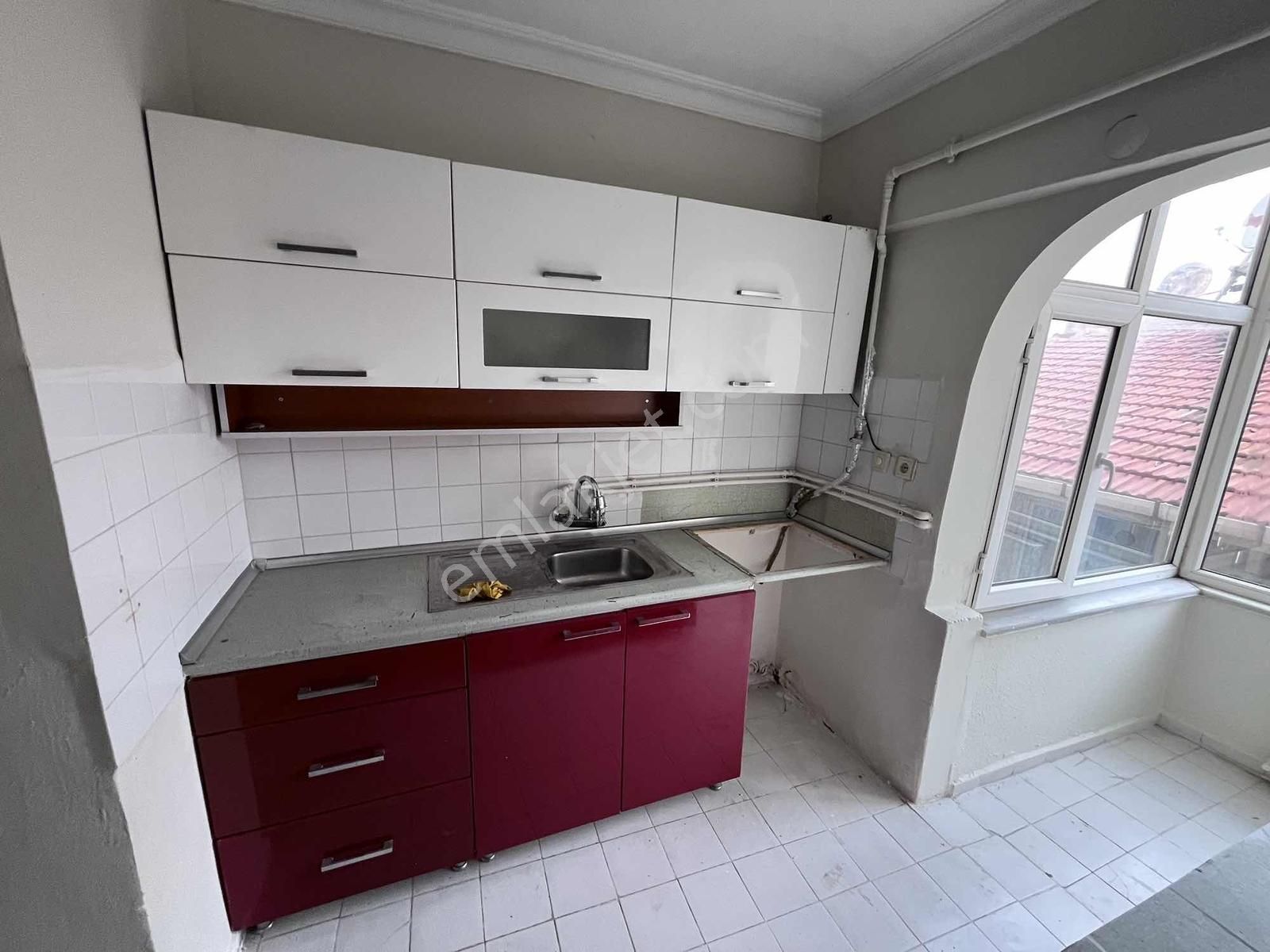 Maltepe Zümrütevlerde Öz İş Sitesisinde Cad Üzeri 3+1 5 Kat - Görsel 12