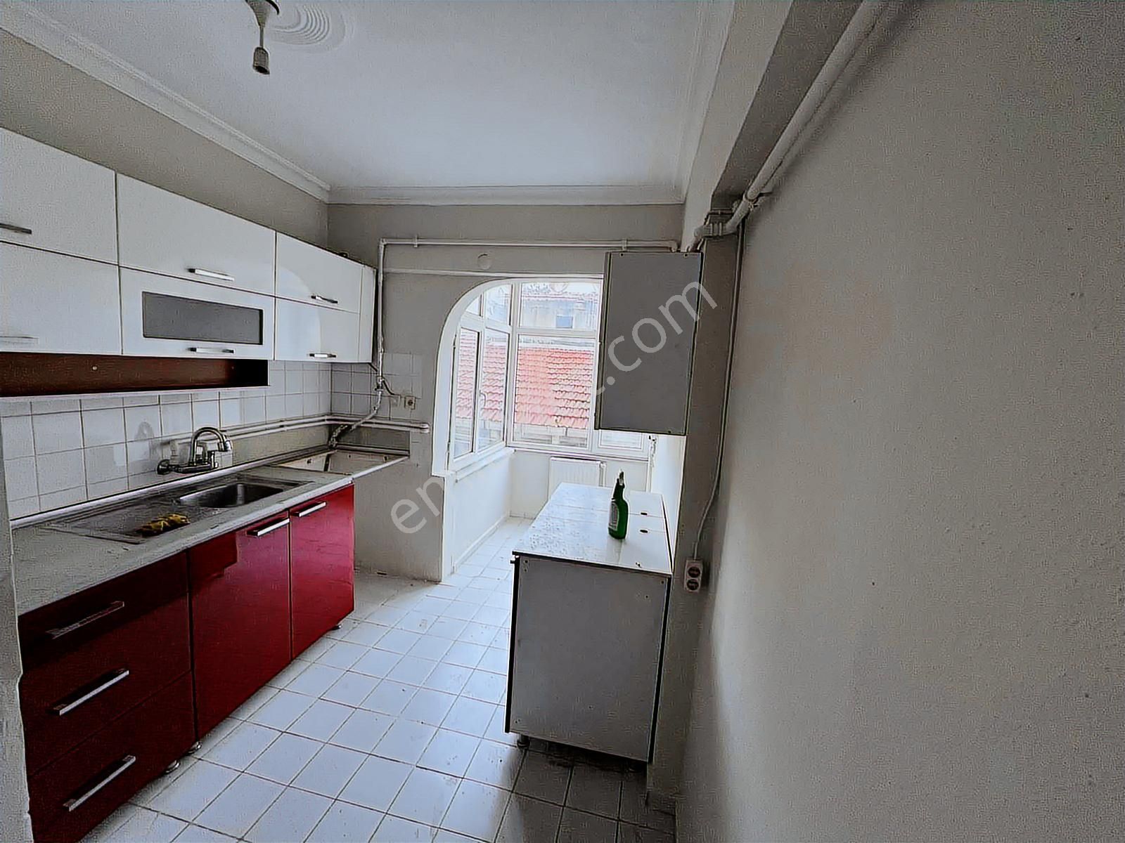 Maltepe Zümrütevlerde Öz İş Sitesisinde Cad Üzeri 3+1 5 Kat - Görsel 18