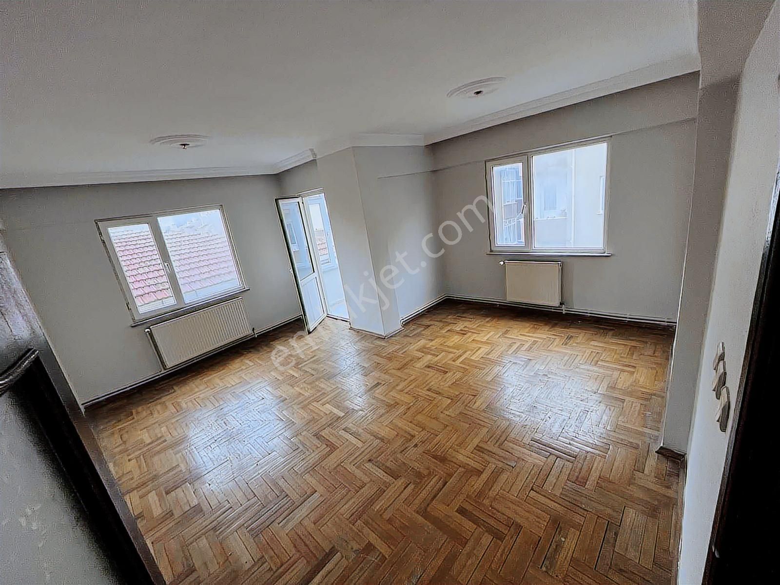 Maltepe Zümrütevlerde Öz İş Sitesisinde Cad Üzeri 3+1 5 Kat - Görsel 14