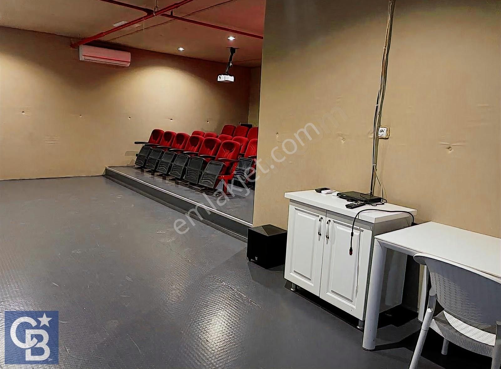 Aliağa'nın En Prestijli Sitesi Ertürk Loca'da Satılık 2+1 - Görsel 7