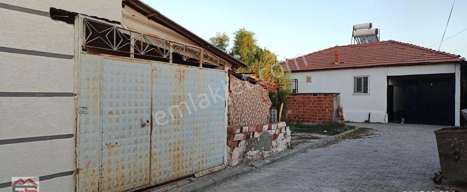 Kırkağaç Karakurt Merkezi Yerde Satılık Dükkan Ve Arsası - Görsel 5