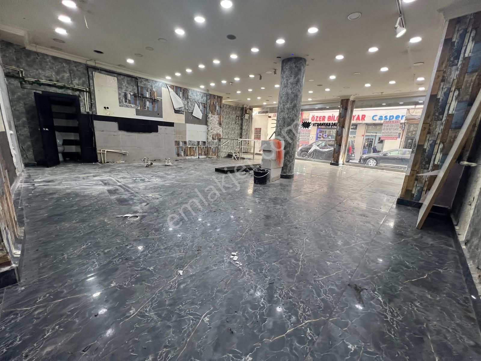 Şirinevler Mahallesinde Yaya Ve Araç Trafiğinin Olduğu Fetih 5 Sokakta Kiralık 2 Katlı Dükkan - Görsel 5