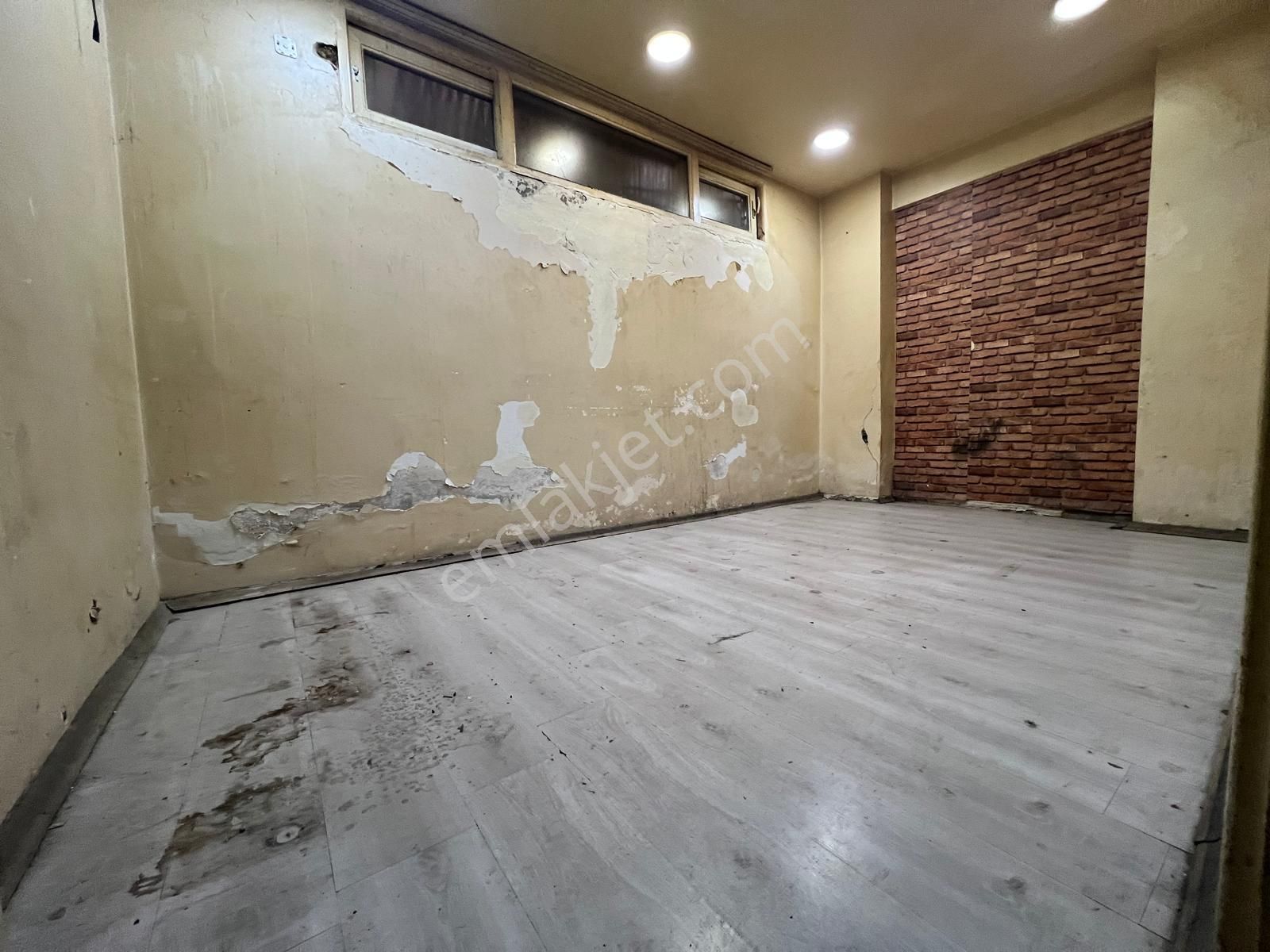 Şirinevler Mahallesinde Yaya Ve Araç Trafiğinin Olduğu Fetih 5 Sokakta Kiralık 2 Katlı Dükkan - Görsel 19