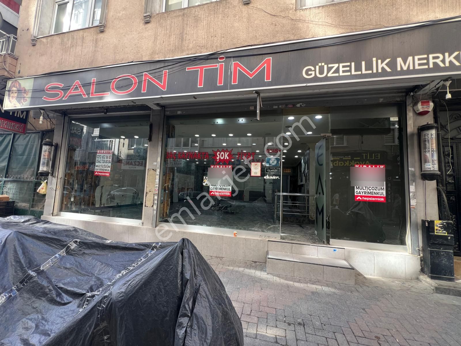 Şirinevler Mahallesinde Yaya Ve Araç Trafiğinin Olduğu Fetih 5 Sokakta Kiralık 2 Katlı Dükkan