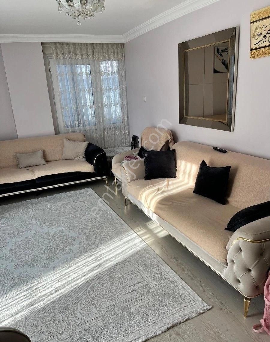 Çınarlı Mahallesi 2.kat 2+1 96m2 Satılık Daire