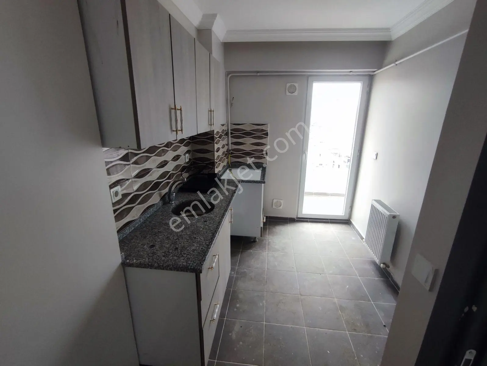 Tarcanlar'dan Gündoğdu Eren Life Sitesinde 2+0 Satılık Boş Daire - Görsel 5