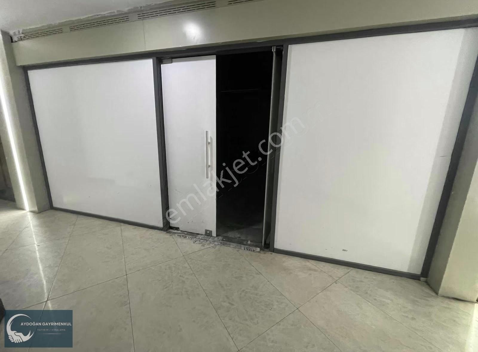 Aydoğan'dan Real Merter'de 160 M2 İşyeri - Görsel 3