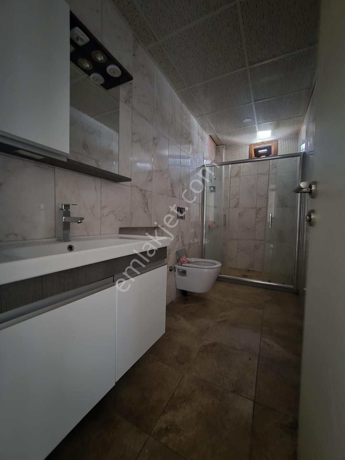 Beylikdüzü Kavaklı Mah. Oturuma Hazır Masrafsız 2+1 Kiralık !! - Görsel 8