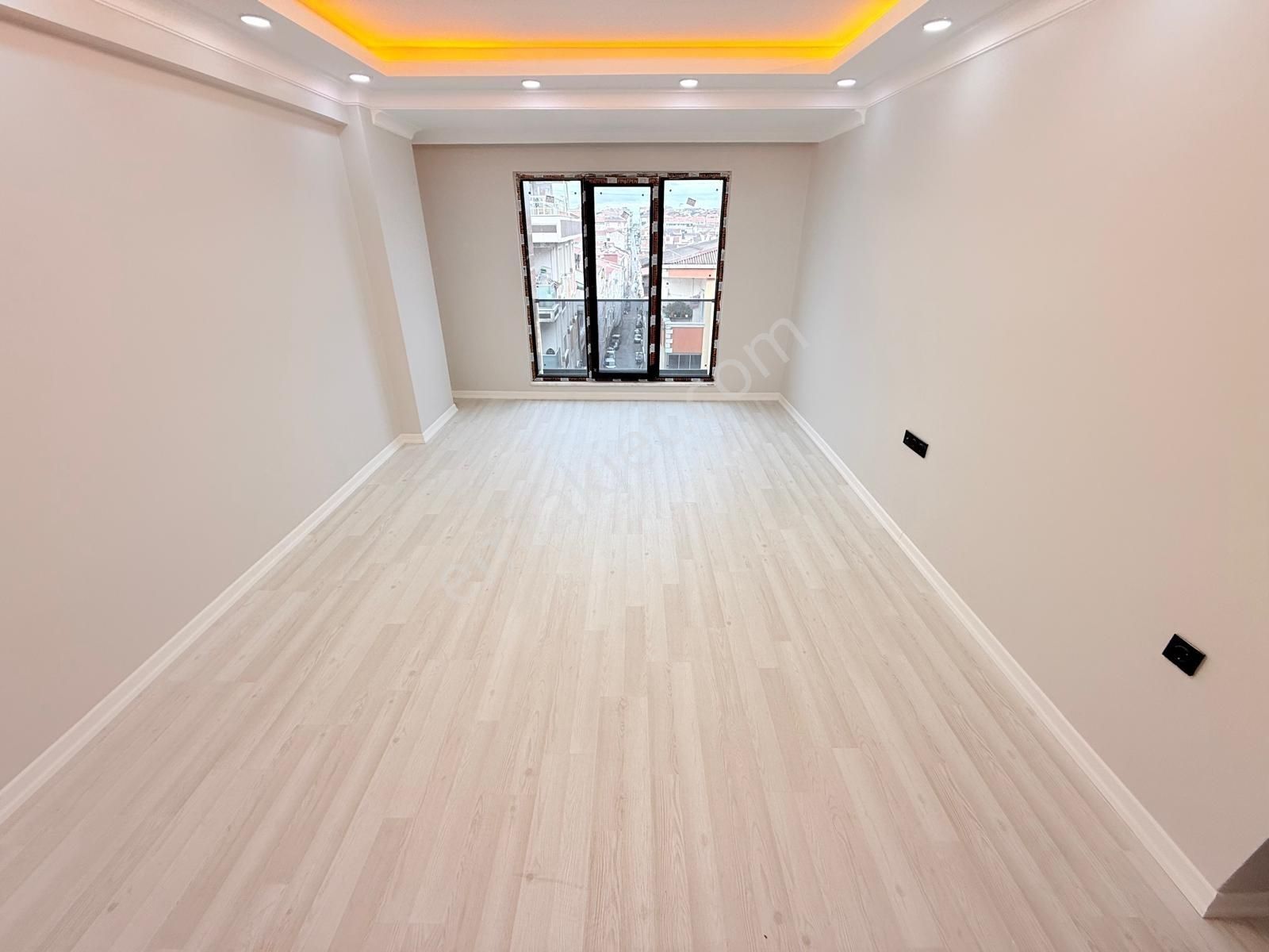 Pusula İnş.tan Ordu Cadesinin Uzerinde Lux 95m2 2+1 1kat Daire - Görsel 32