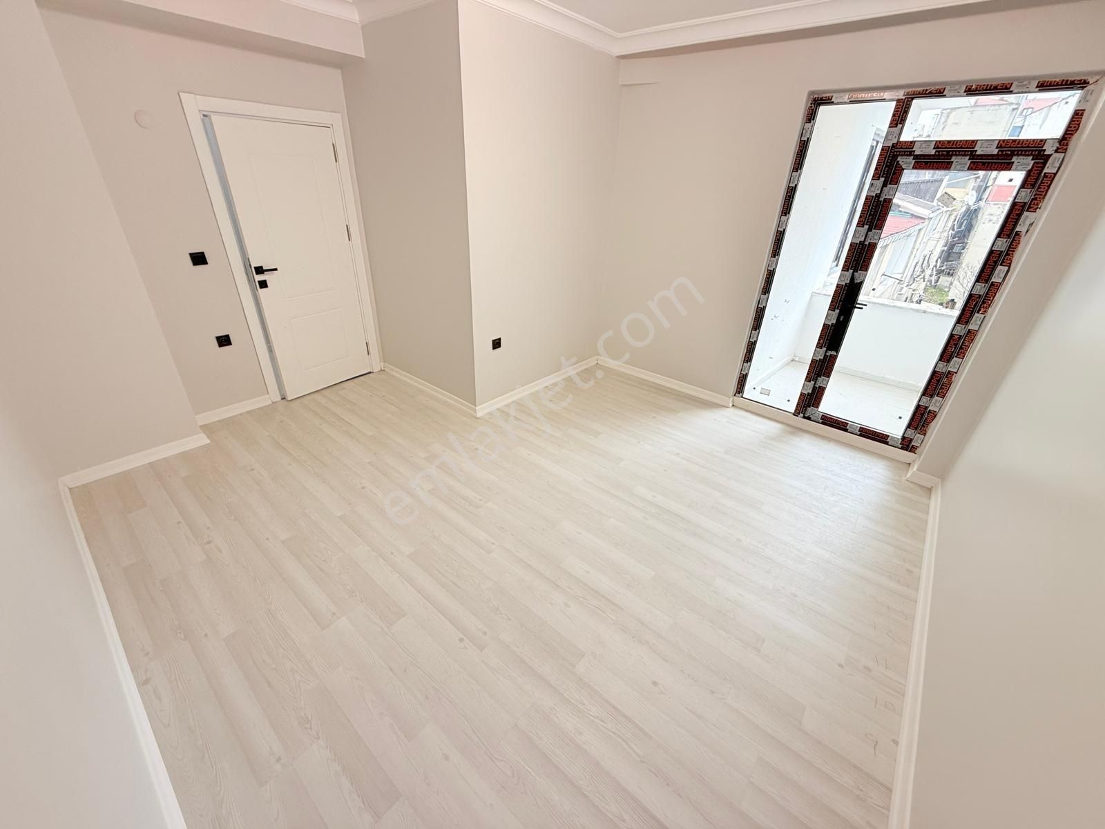 Pusula İnş.tan Ordu Cadesinin Uzerinde Lux 95m2 2+1 1kat Daire - Görsel 13