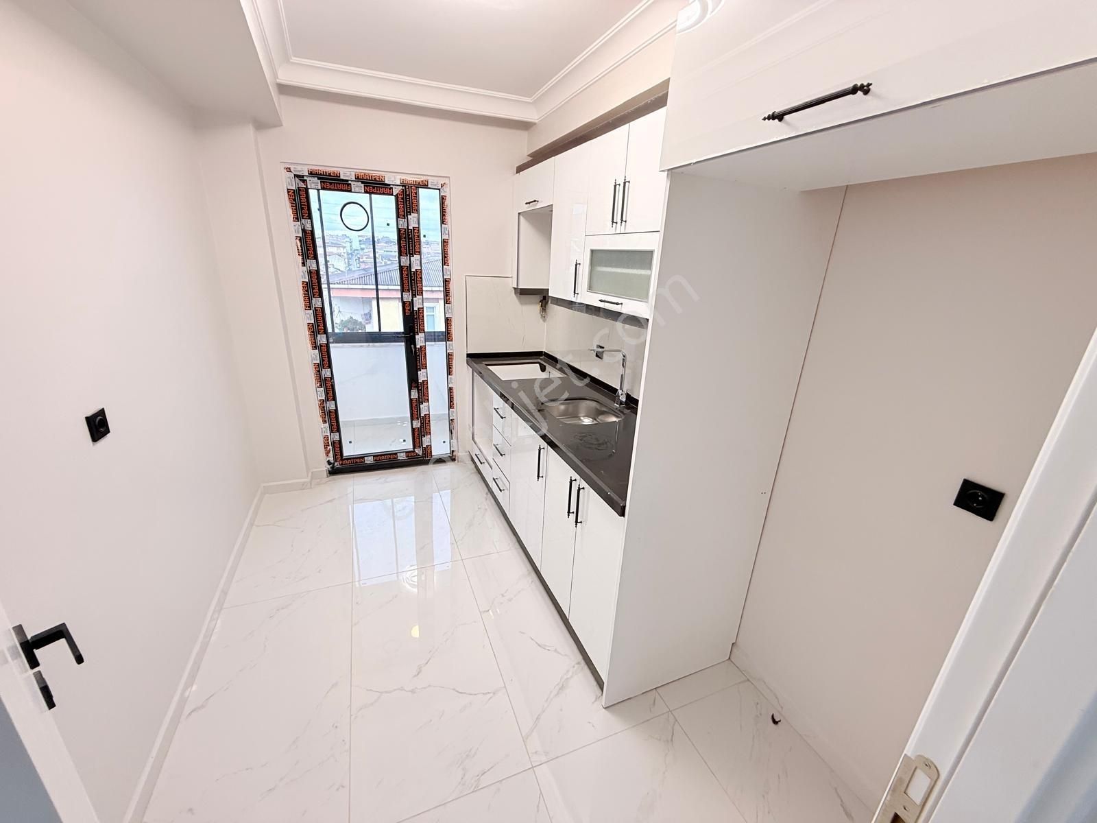 Pusula İnş.tan Ordu Cadesinin Uzerinde Lux 95m2 2+1 1kat Daire - Görsel 18
