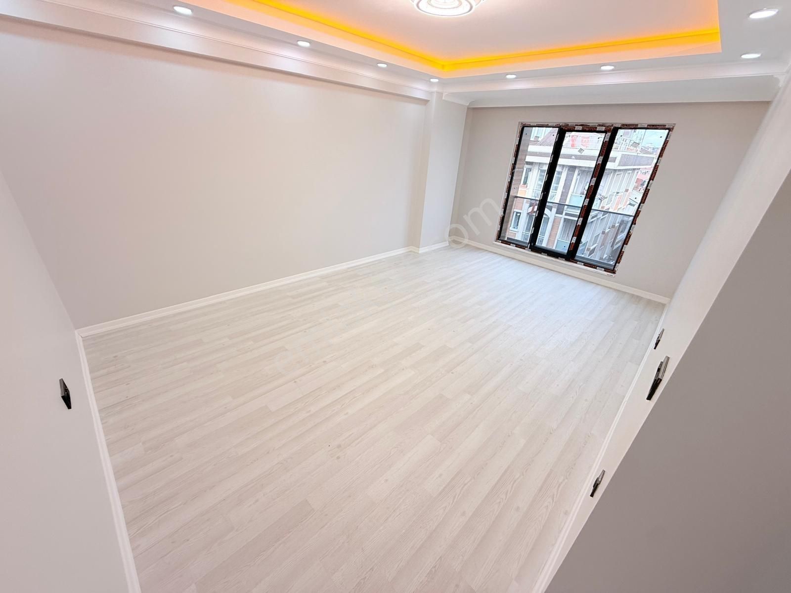 Pusula İnş.tan Ordu Cadesinin Uzerinde Lux 95m2 2+1 1kat Daire - Görsel 3