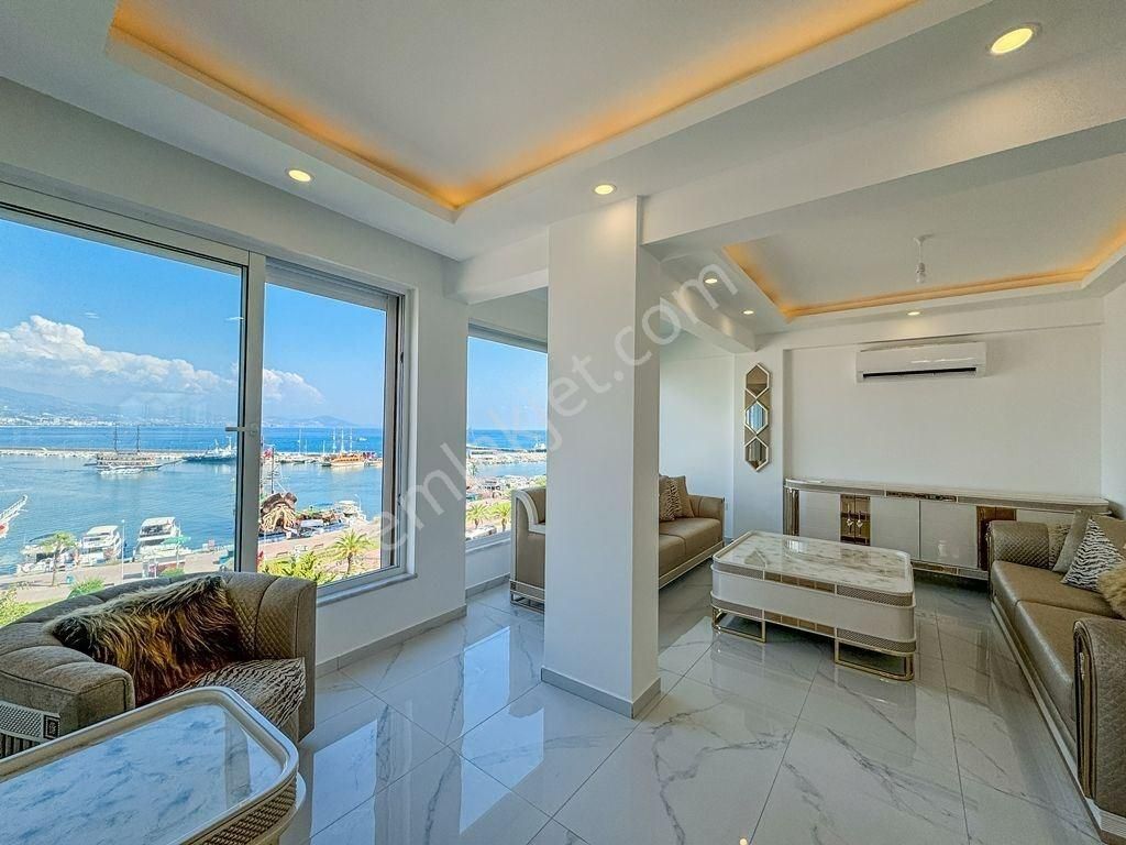 Alanya Merkez’de Denize 50 M | İskele Manzaralı 2+1 Satılık Daire - Görsel 3