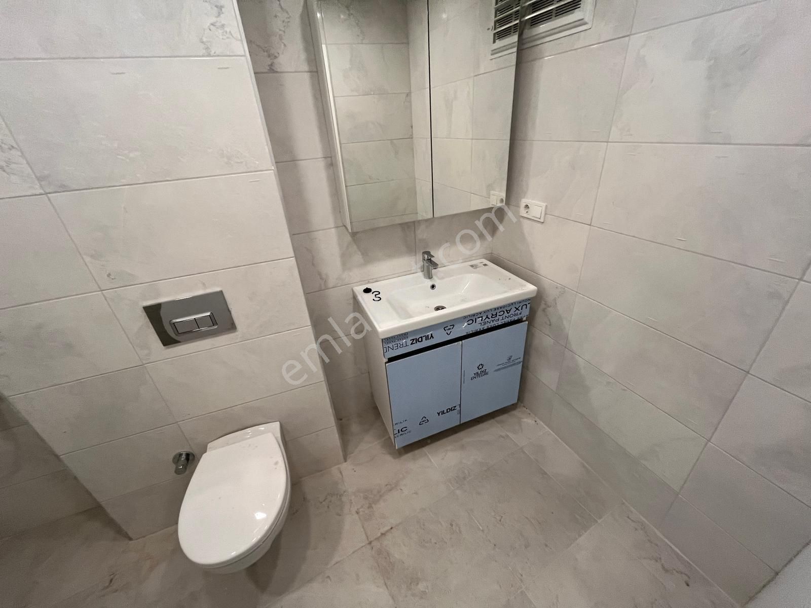 Üsküdar Tam Merkezde Harika Lokasyonda,kiralık Daire Yada İşyeri - Görsel 10