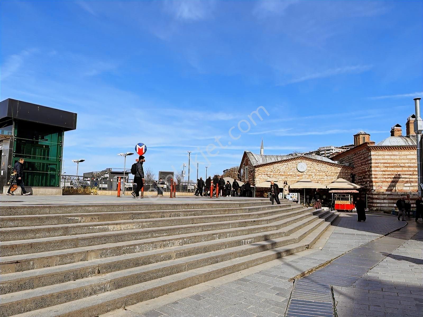 Üsküdar Tam Merkezde Harika Lokasyonda,kiralık Daire Yada İşyeri - Görsel 5