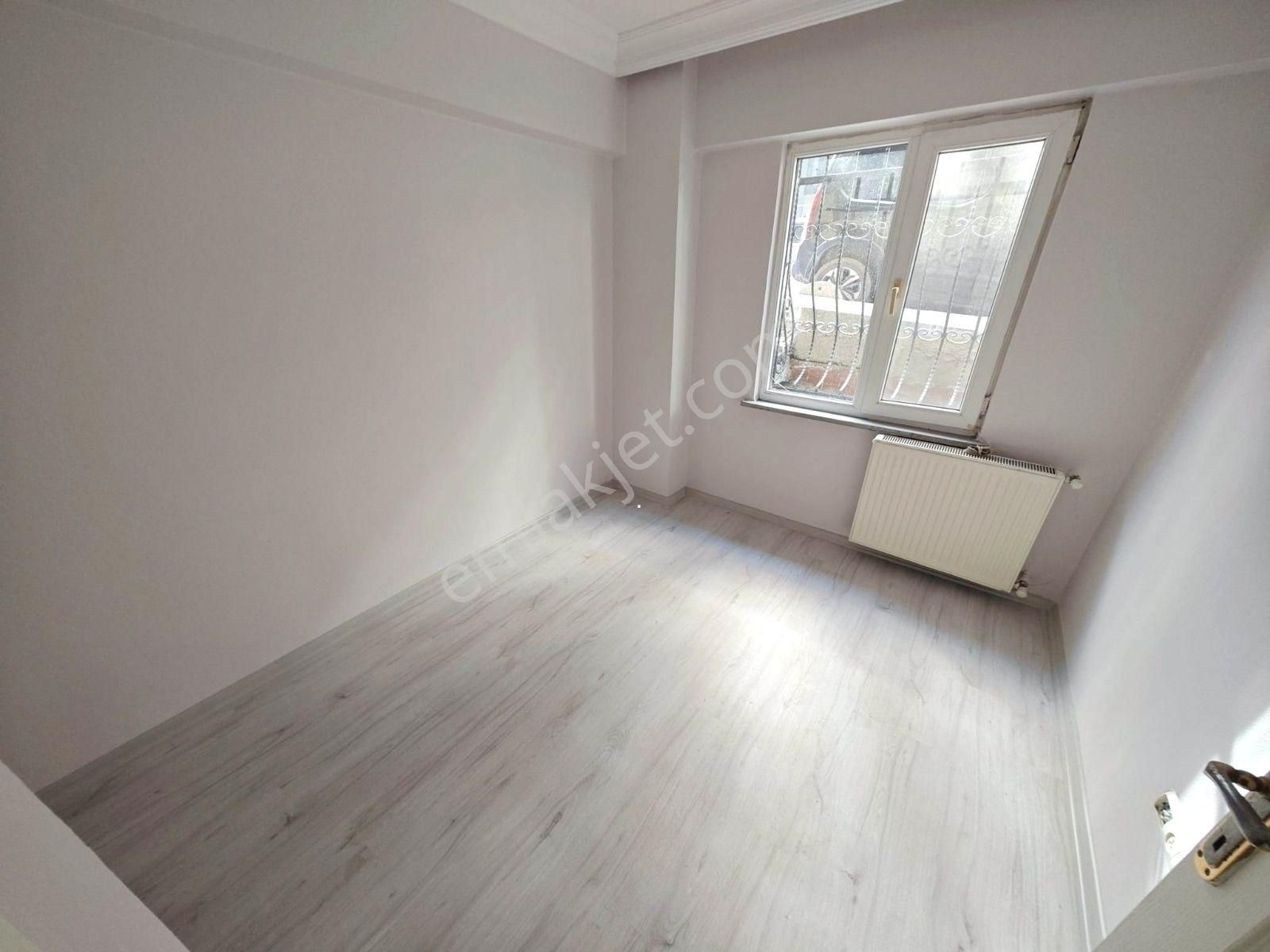 Tutar Da Çakmak Duragı Yakını 2+1 70 M2 Bahçe Kat Daire Boş - Görsel 10