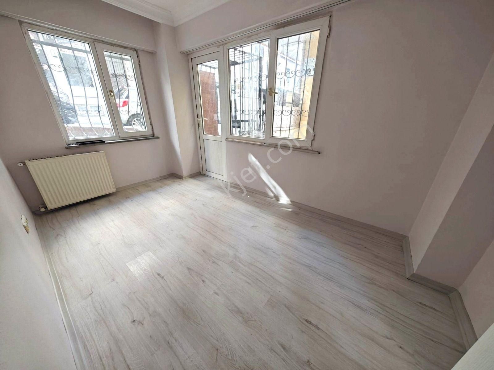 Tutar Da Çakmak Duragı Yakını 2+1 70 M2 Bahçe Kat Daire Boş - Görsel 6