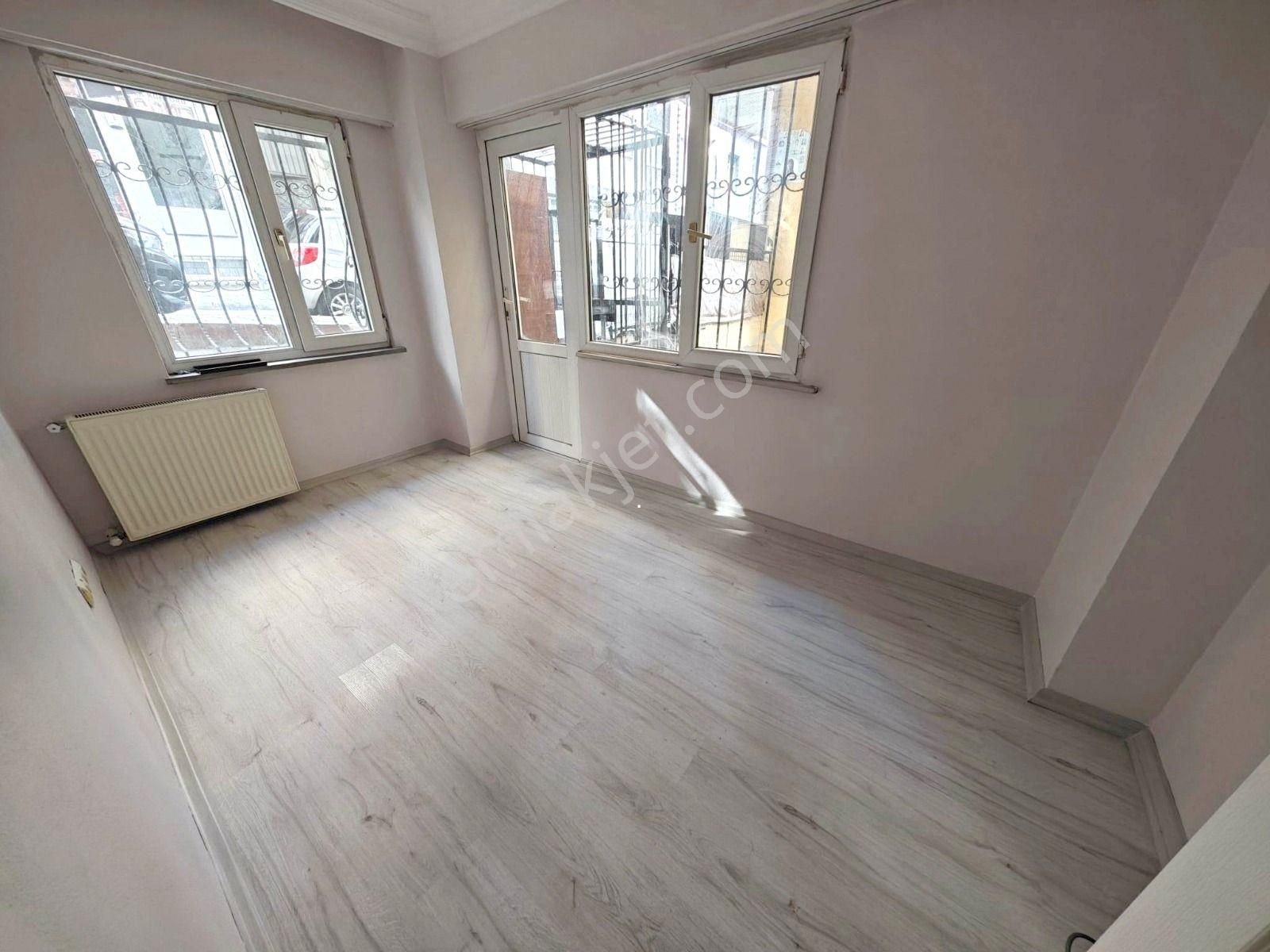 Tutar Da Çakmak Duragı Yakını 2+1 70 M2 Bahçe Kat Daire Boş - Görsel 5