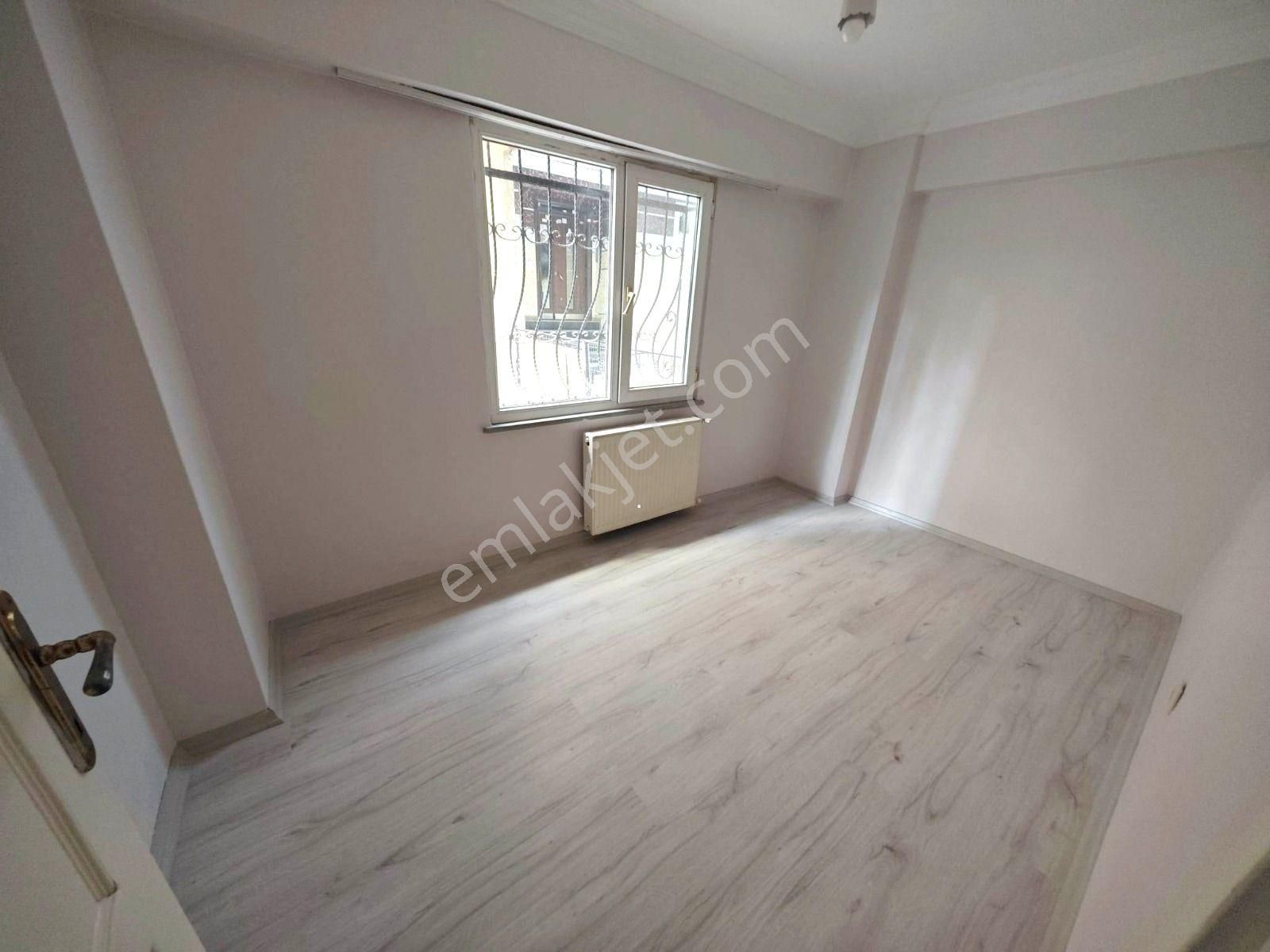 Tutar Da Çakmak Duragı Yakını 2+1 70 M2 Bahçe Kat Daire Boş - Görsel 8