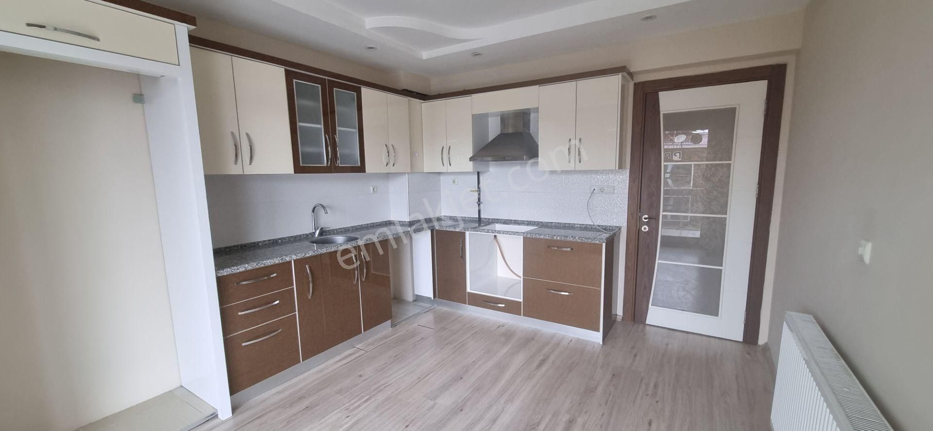 Aydın Nazilli Yöntem Emlaktan Yeşil Mahallede Doğalgazlı Kiralık 3+1 Daire