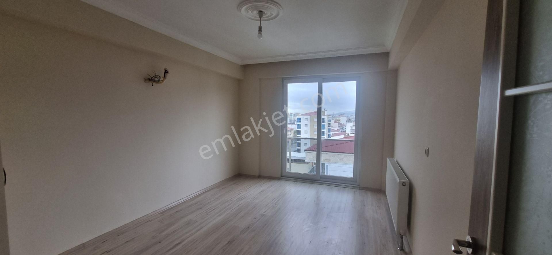 Aydın Nazilli Yöntem Emlaktan Yeşil Mahallede Doğalgazlı Kiralık 3+1 Daire - Görsel 14