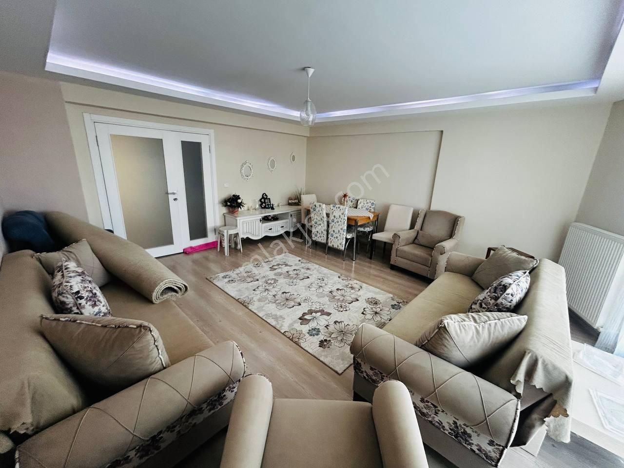 Fiyat Düştü! Atakumda Site İçinde Satılık 3+1 Daire - Görsel 12