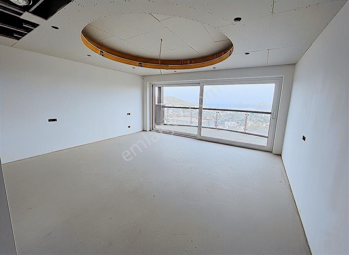 Yalıkavakta Marina Manzaralı Natamam Müstakil Villa | Tekce - Görsel 9