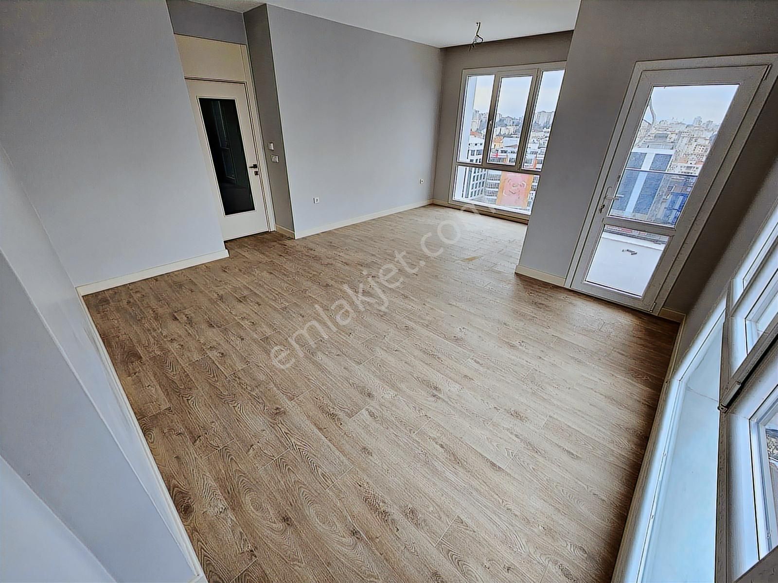 Şerifali Tatlısu Mah. En İyi Prestijli Projesinde Kiralık 2+1 - Görsel 13
