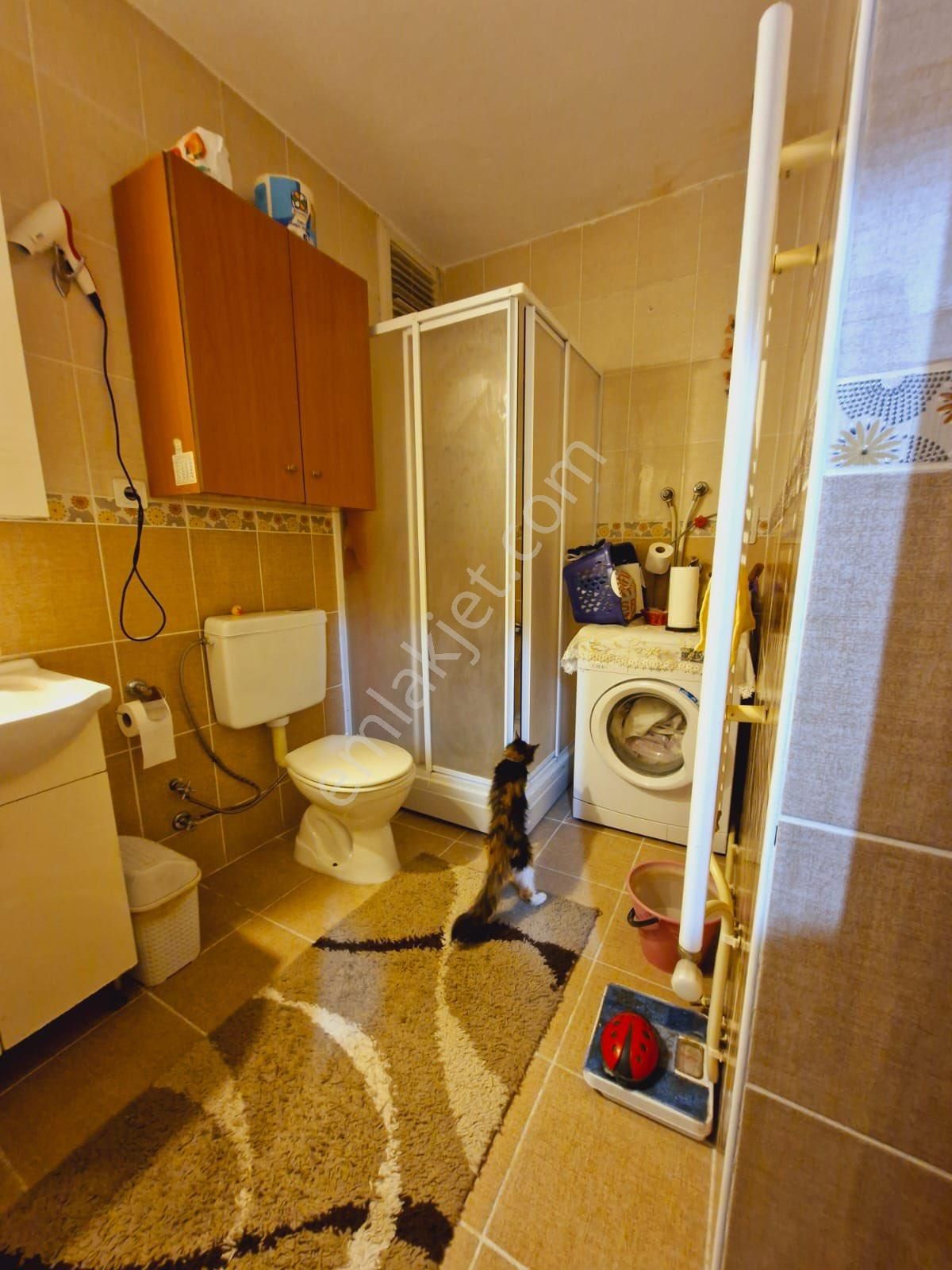 Askeri Hastane Yanında 2+1 110m2 Önü Açık Ferah Bakımlı Daire - Görsel 24
