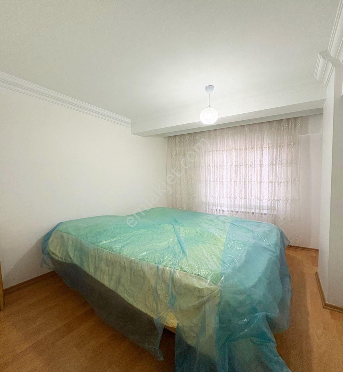 Avcılar Cihangirde 3+1 Ön Cephe Geniş Kullanışlı Satılık Ara Kat Daire - Görsel 14