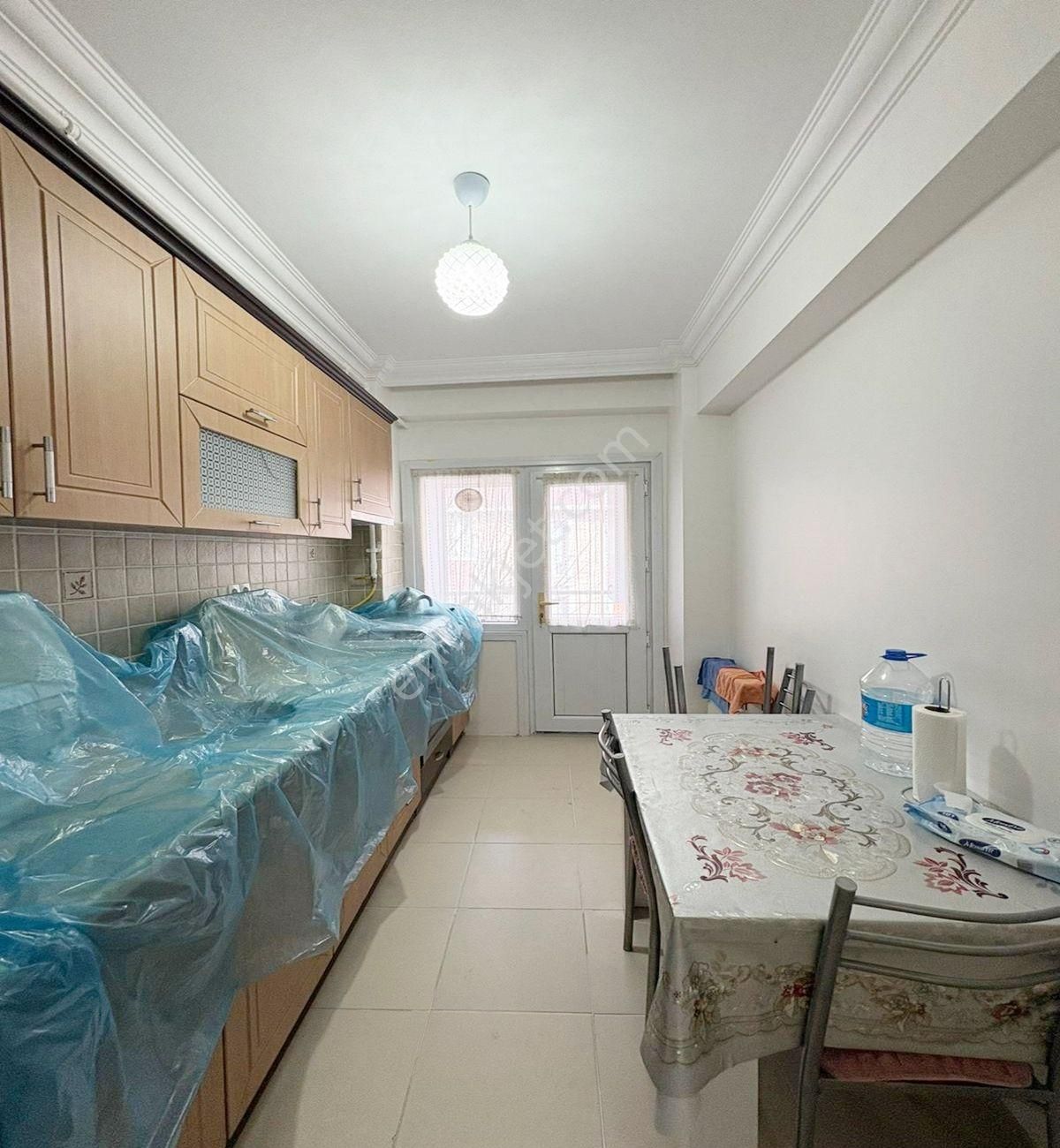 Avcılar Cihangirde 3+1 Ön Cephe Geniş Kullanışlı Satılık Ara Kat Daire - Görsel 5