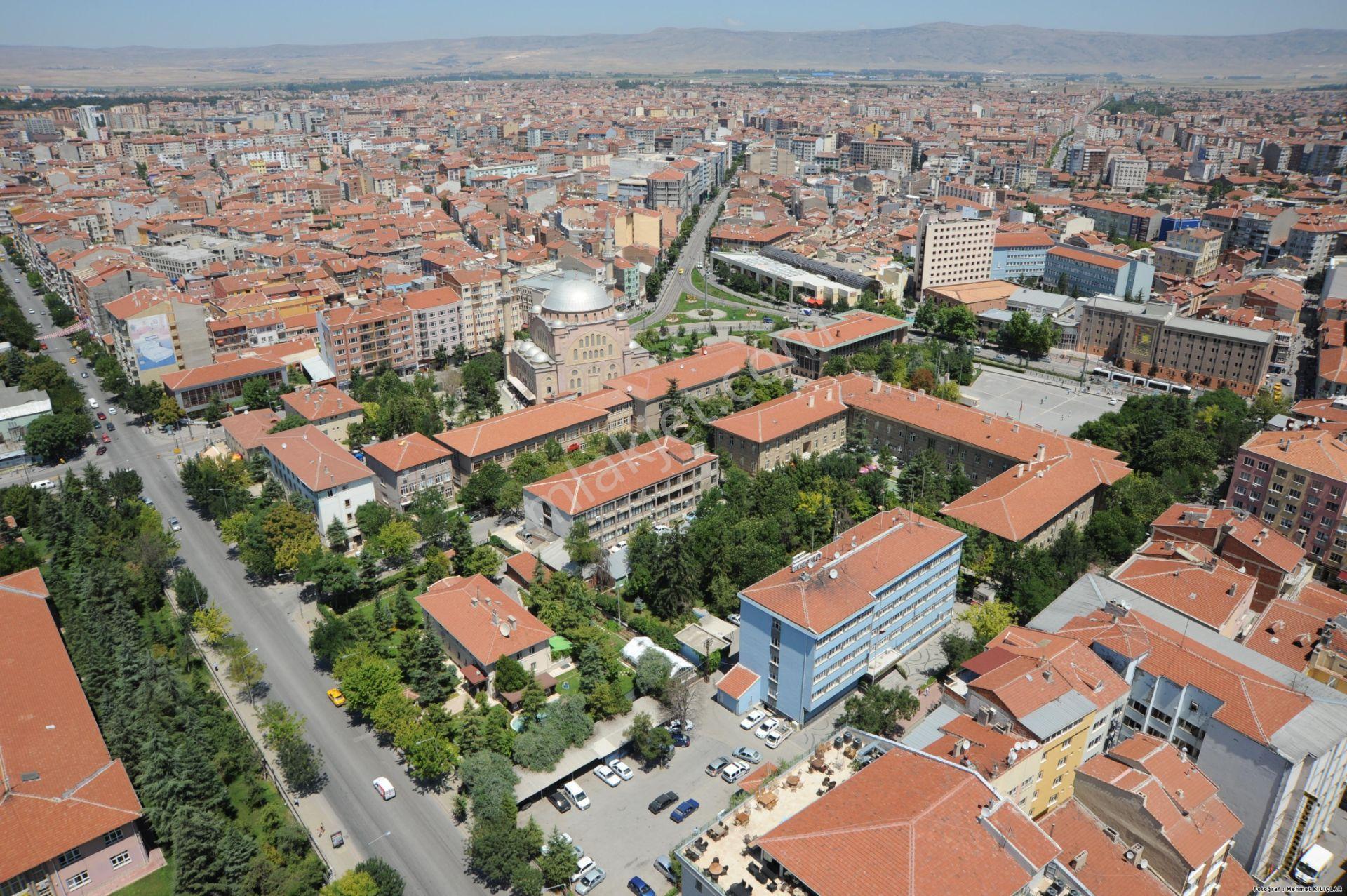 Üniversite Cadddesi Üzerinde Bağlar Tramvay Durağı Yakını 7 Metre Cepheli İşyeri - Görsel 25