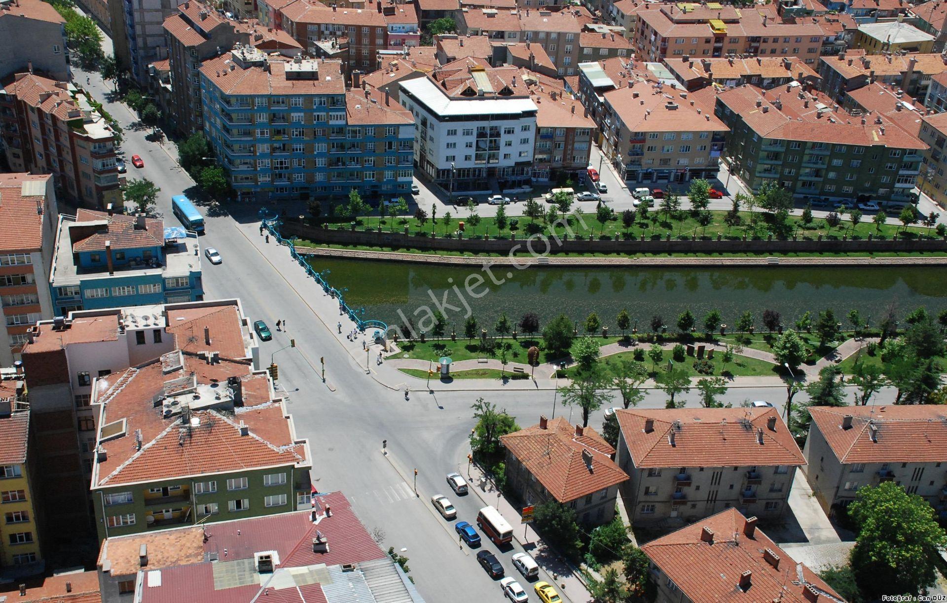 Üniversite Cadddesi Üzerinde Bağlar Tramvay Durağı Yakını 7 Metre Cepheli İşyeri - Görsel 23