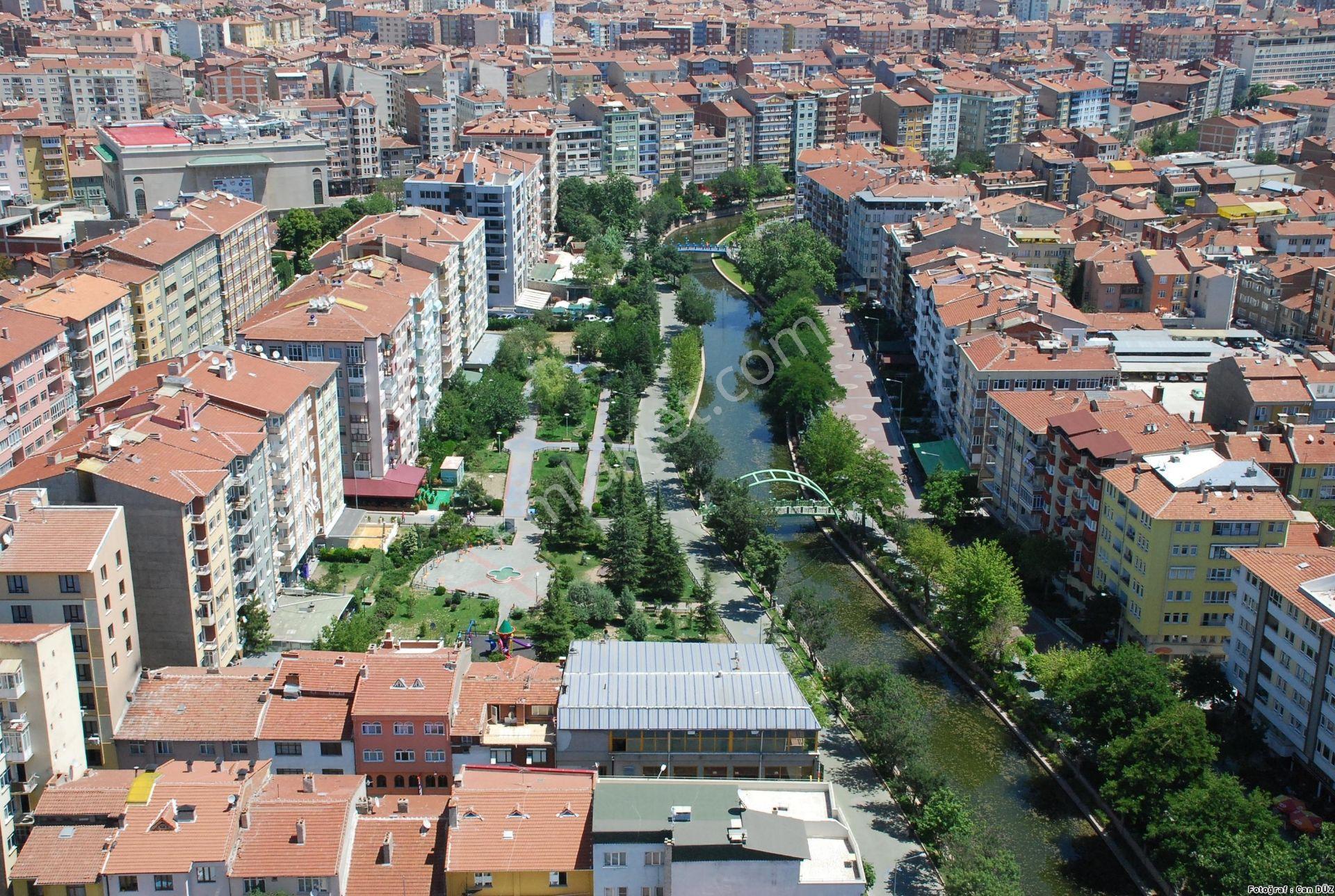 Üniversite Cadddesi Üzerinde Bağlar Tramvay Durağı Yakını 7 Metre Cepheli İşyeri - Görsel 13
