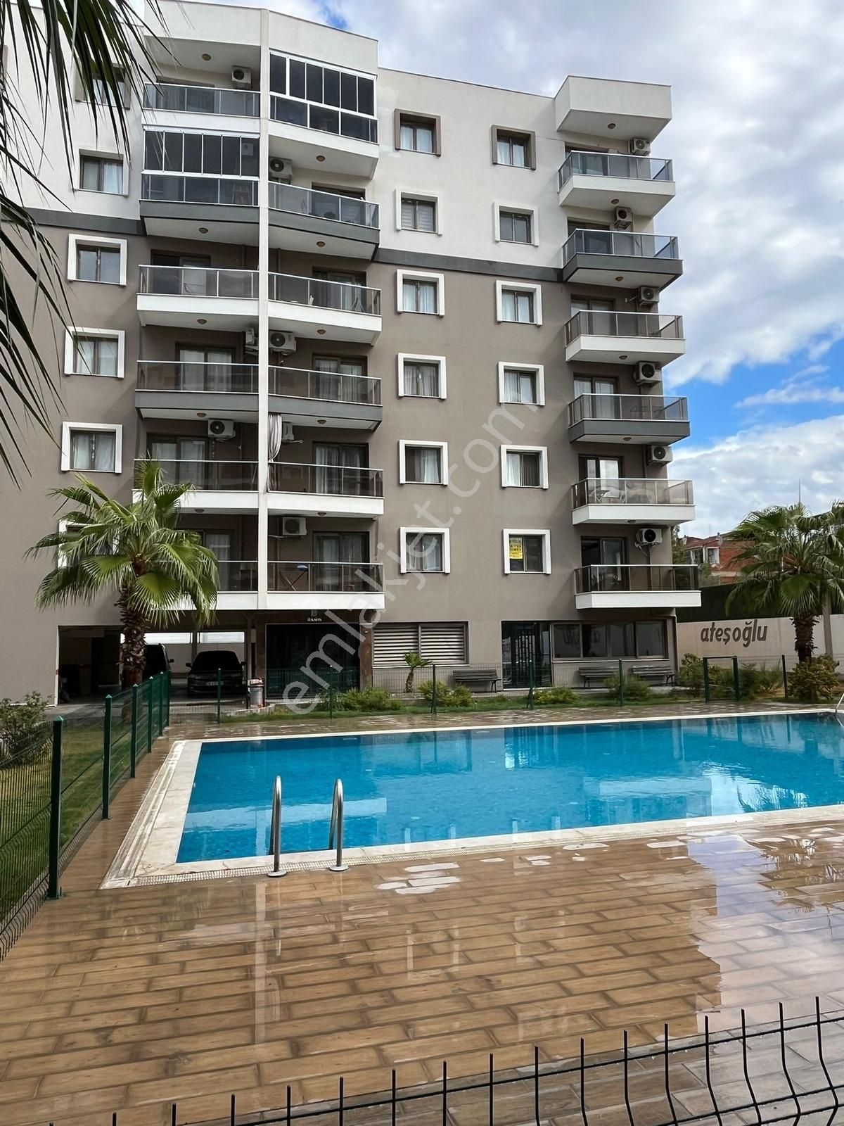 Satılık 1+1 Daire Çiğli Uğur Mumcu Mahallesi, Caddelife Sitesi - Görsel 3