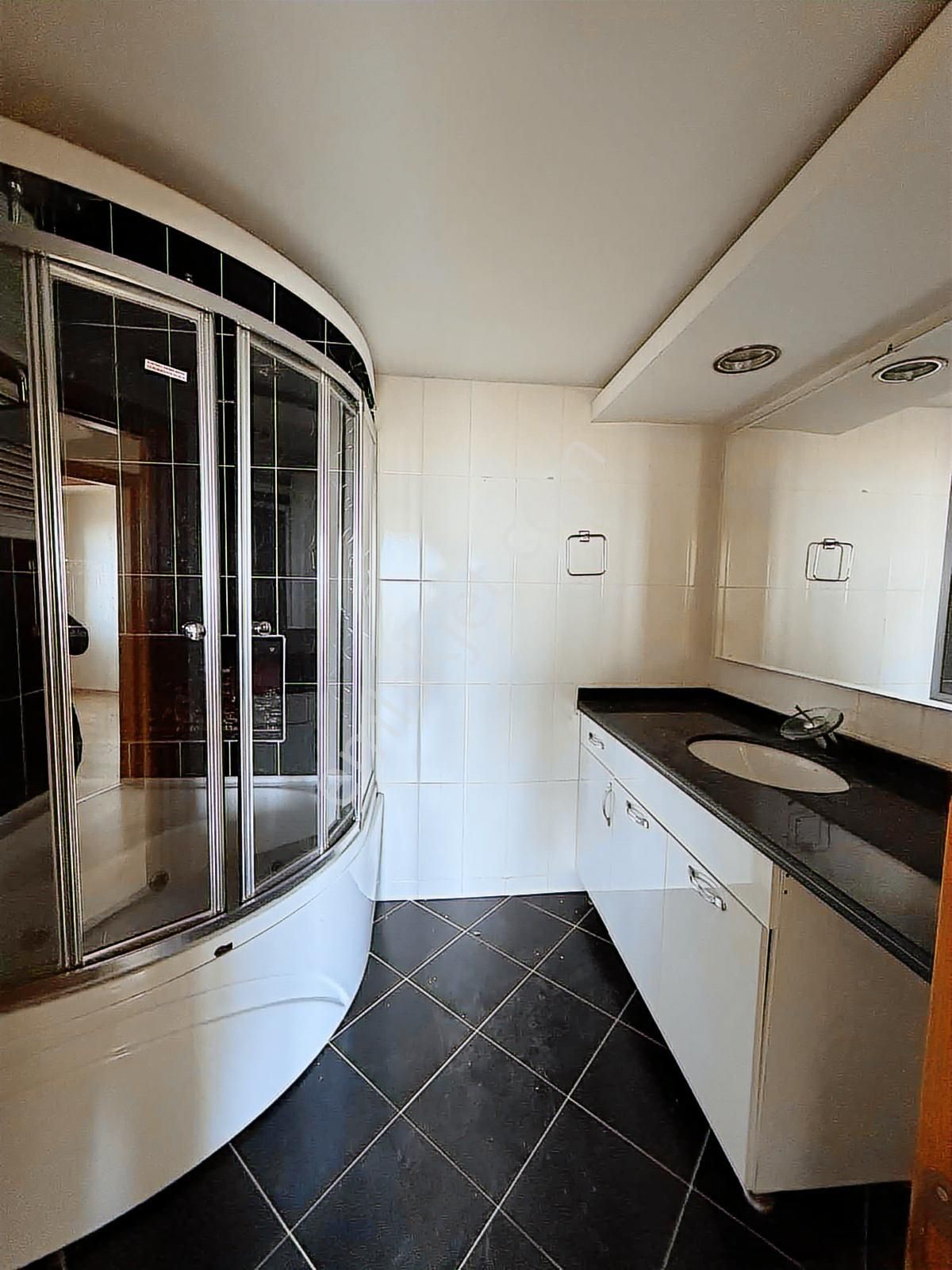 Pınar Mahallesinde Ultra Lüx Ful Açık Cephe 4+1 Satılık Daire - Görsel 24