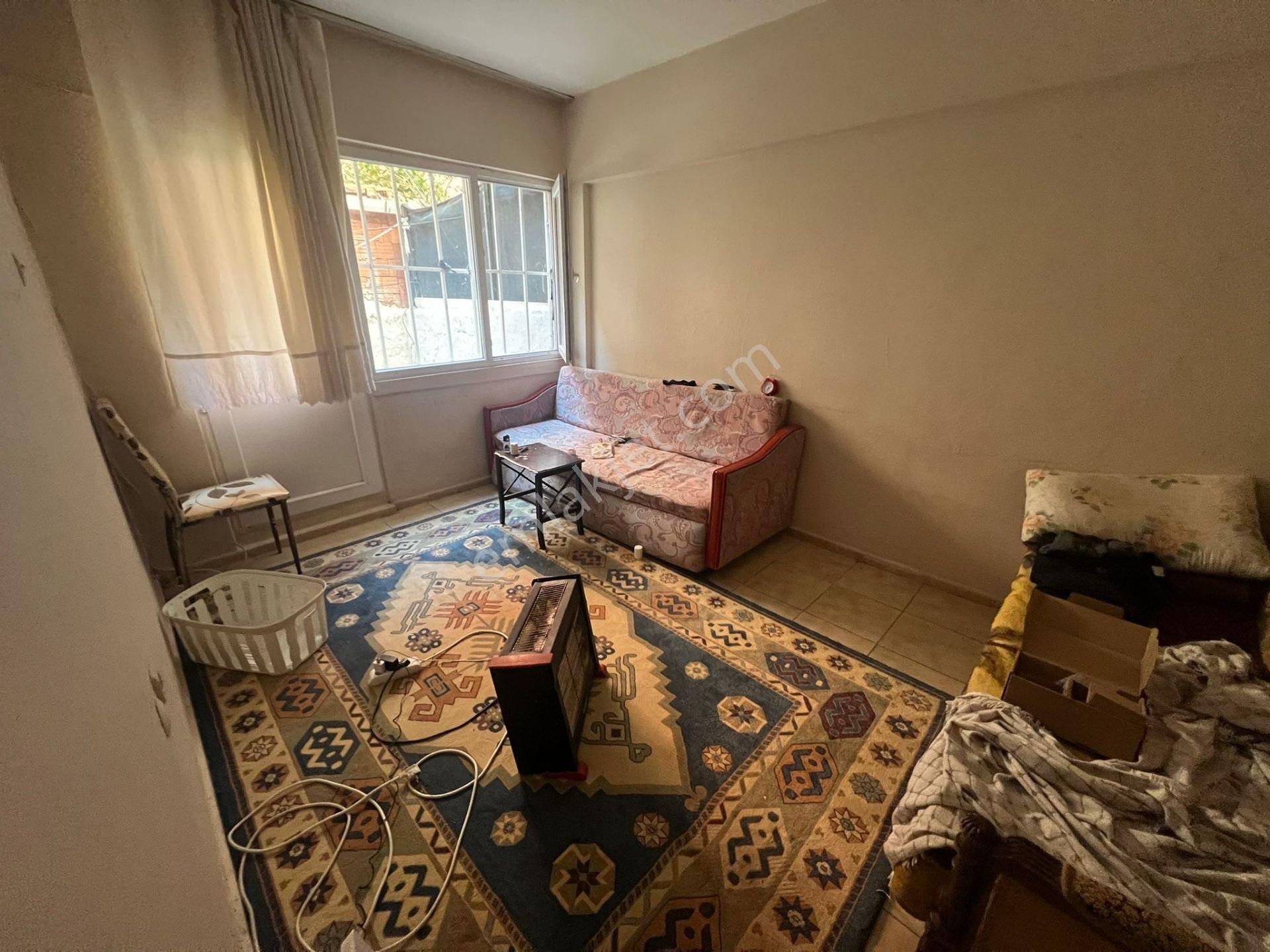 Buca Çamlık Mahde Uçanyol Yanı 2+0 60m2 Eşyalı Kiralık Klasik Daire - Görsel 3