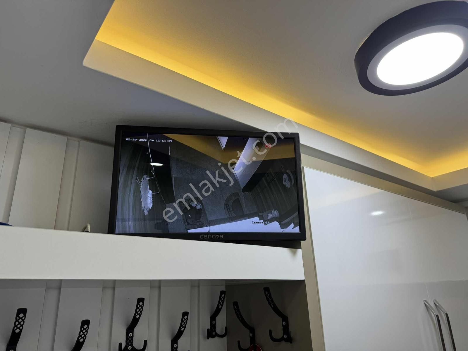 Nif Evlerinde Cam Balkonlu Özel Otoparklı Satılık 2+1 - Görsel 8