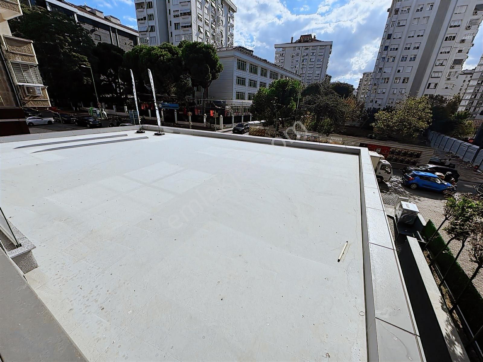 Ethemefendi Caddesinde İş Ve Konuta Uygun Sıfır Teraslı - Görsel 33