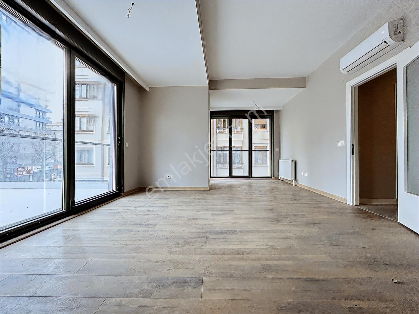 Ethemefendi Caddesinde İş Ve Konuta Uygun Sıfır Teraslı - Görsel 23