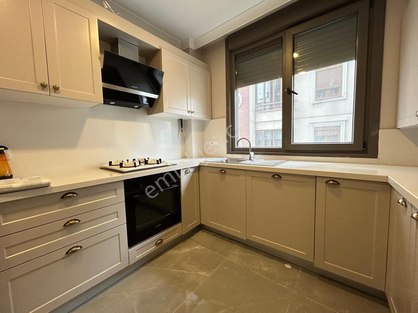 Ethemefendi Caddesinde İş Ve Konuta Uygun Sıfır Teraslı - Görsel 25