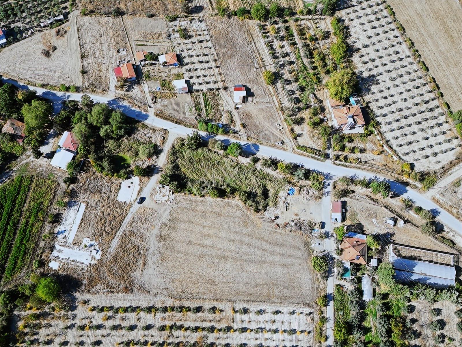 Asfalt Yola Sıfır Otobüs Duraklı Köşebaşı 9 Dönüm İmarlı Tarla - Görsel 18