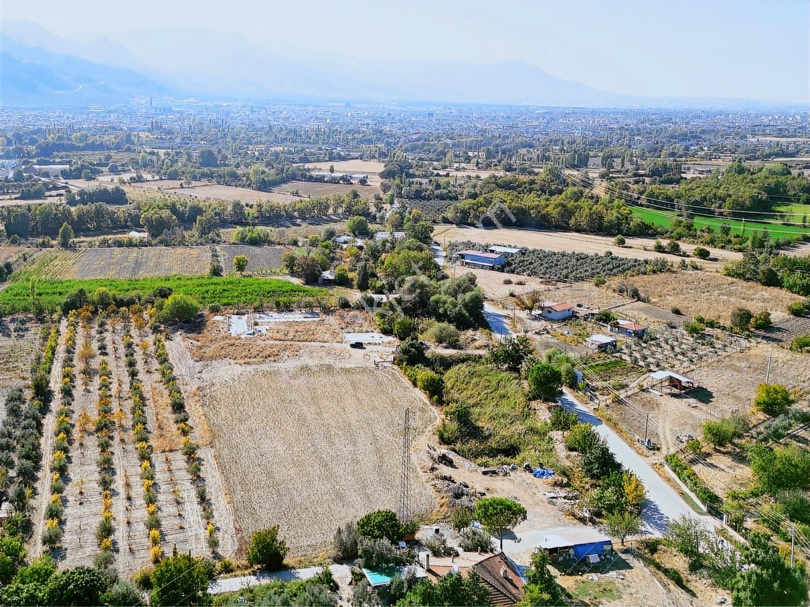 Asfalt Yola Sıfır Otobüs Duraklı Köşebaşı 9 Dönüm İmarlı Tarla - Görsel 13