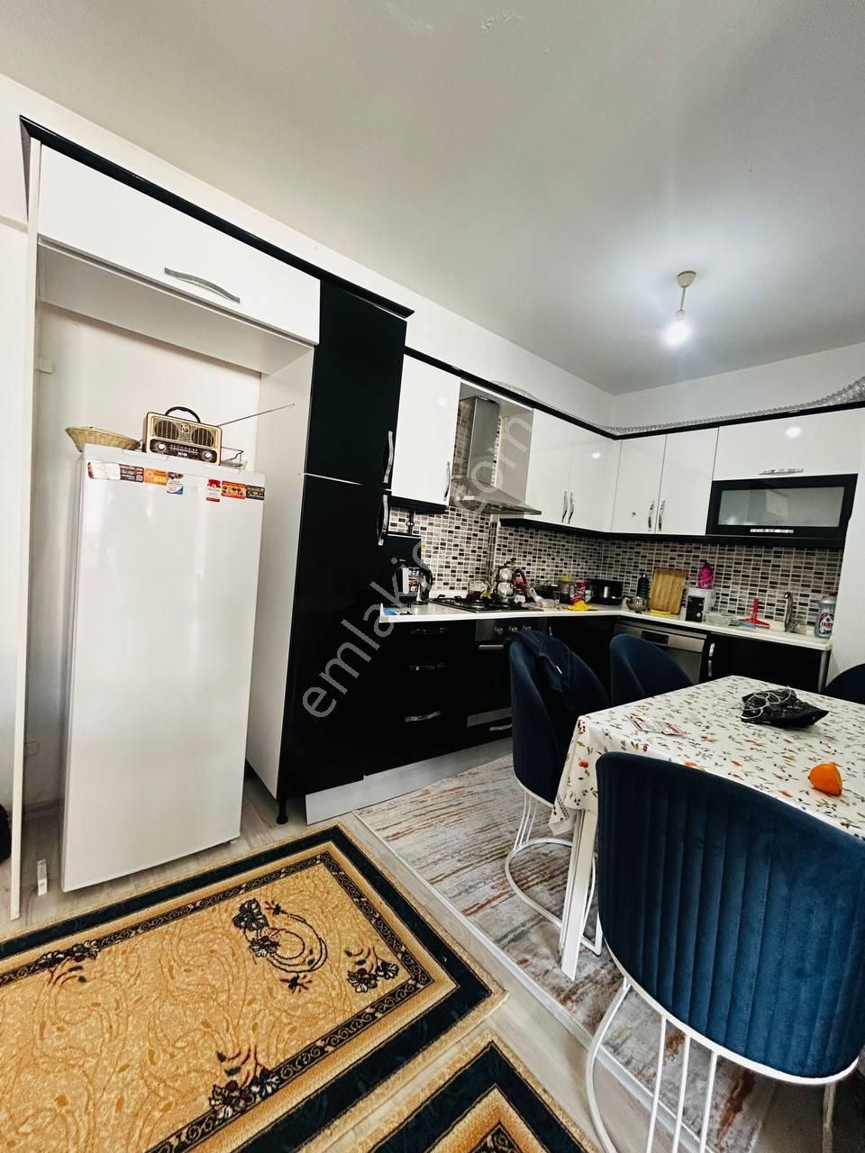 Atakent’ Te Uygun Fiyatlı Site İçi Satılık 2+1 Daire - Görsel 3