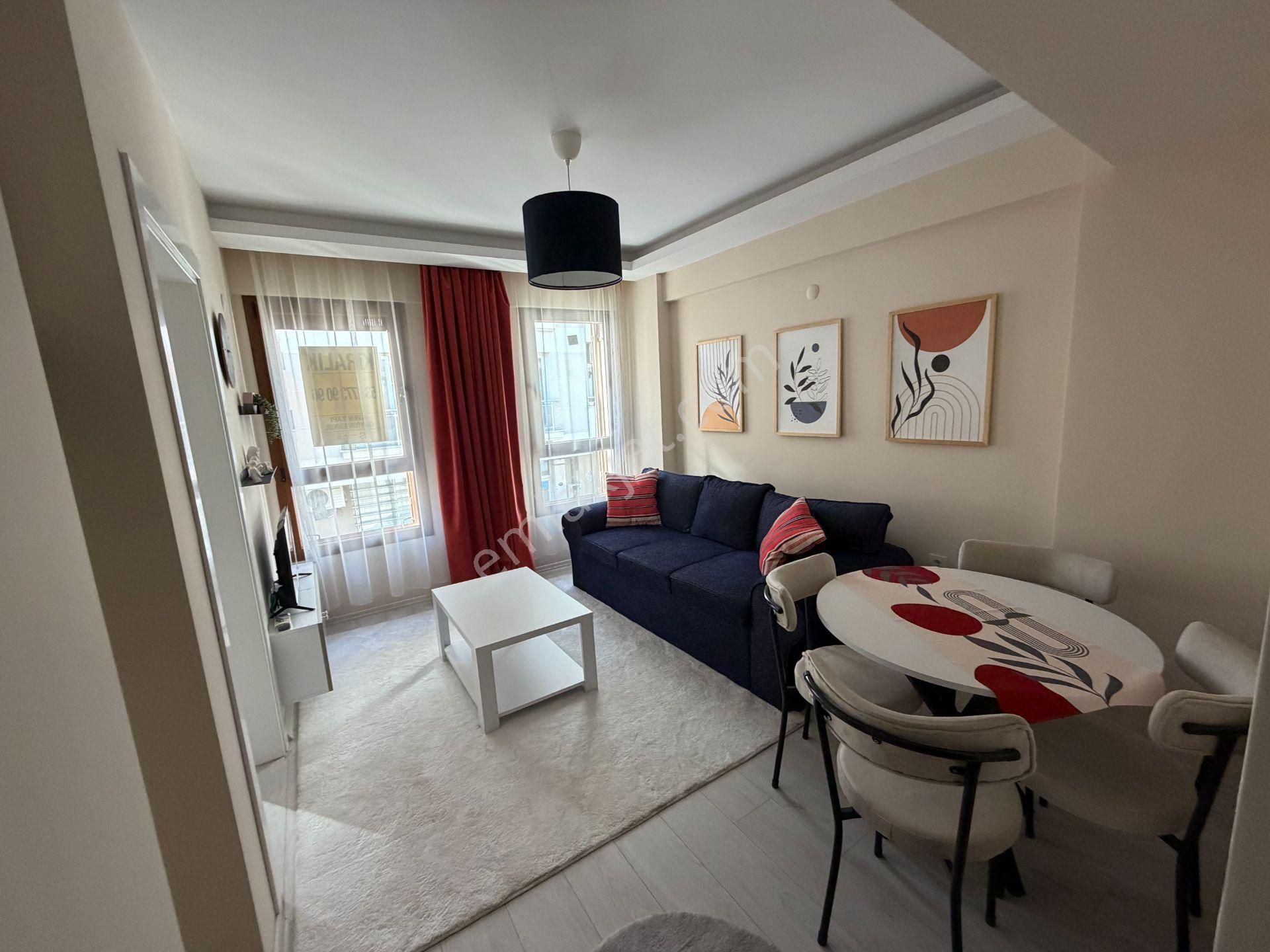 Buca Turyap'tan Merkezi Yerde Sıfır, Lüx 1+1 Eşyalı Daire - Görsel 11