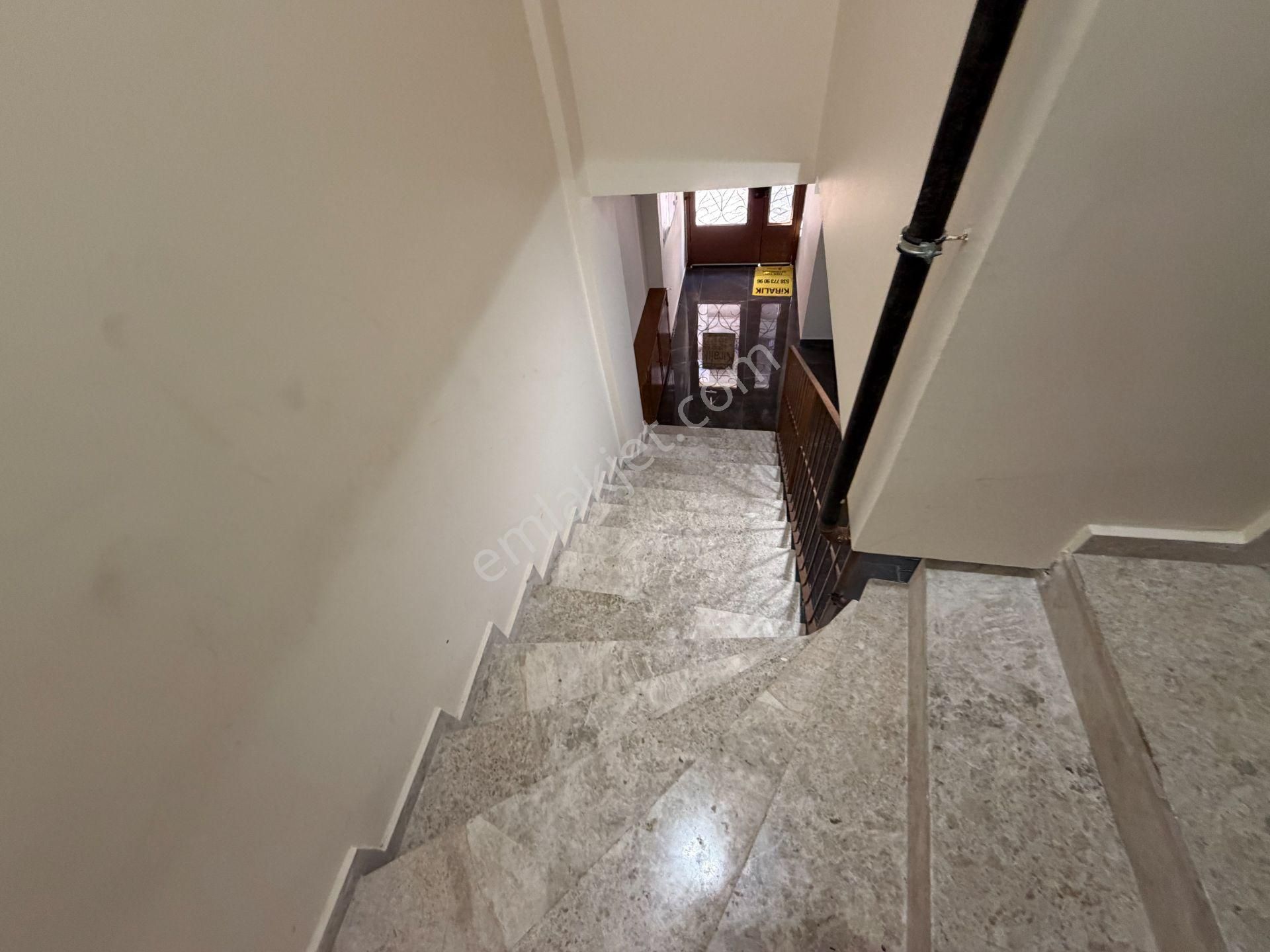 Buca Turyap'tan Merkezi Yerde Sıfır, Lüx 1+1 Eşyalı Daire - Görsel 5