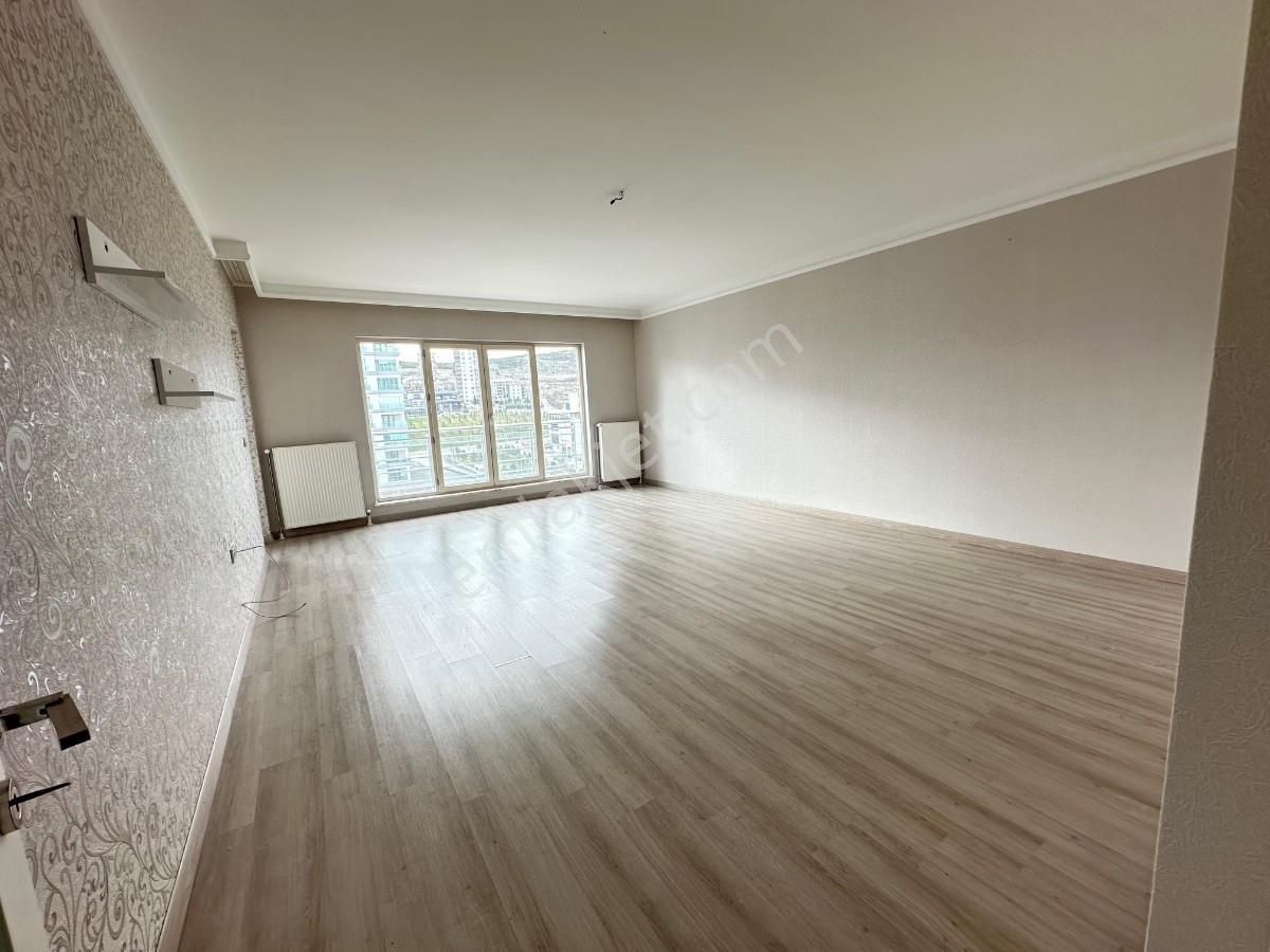 Turyaptan Bağlıca’nın En Merkezi Konumunda Prestijli 4+1 Kirlk - Görsel 8