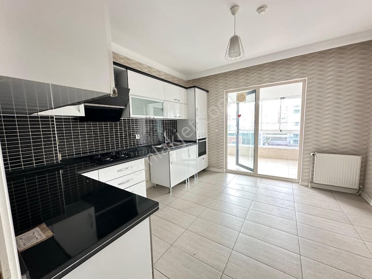 Turyaptan Bağlıca’nın En Merkezi Konumunda Prestijli 4+1 Kirlk - Görsel 13