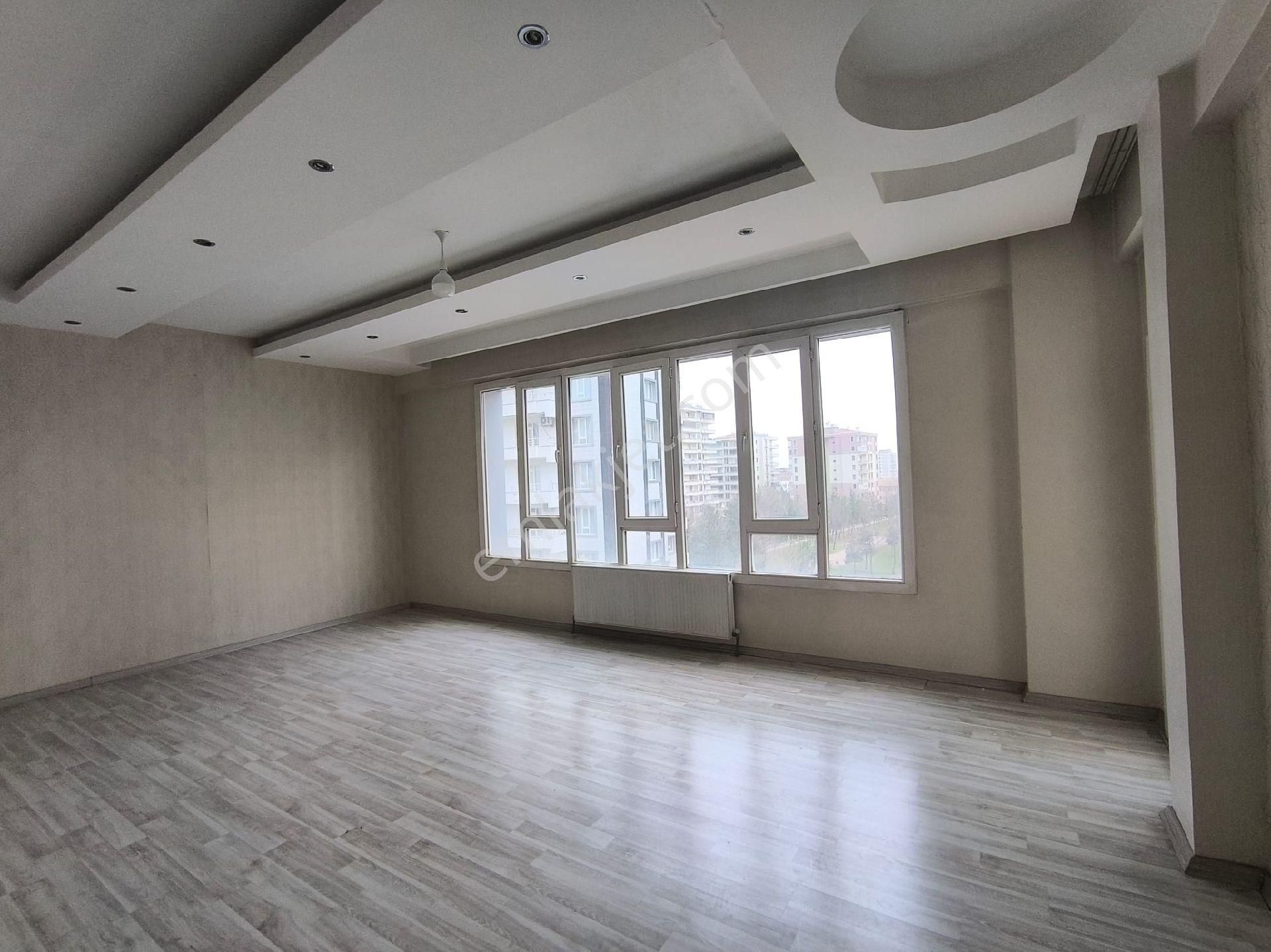 Gaziler Piri Reis Ortaokulu Civarında 3+1