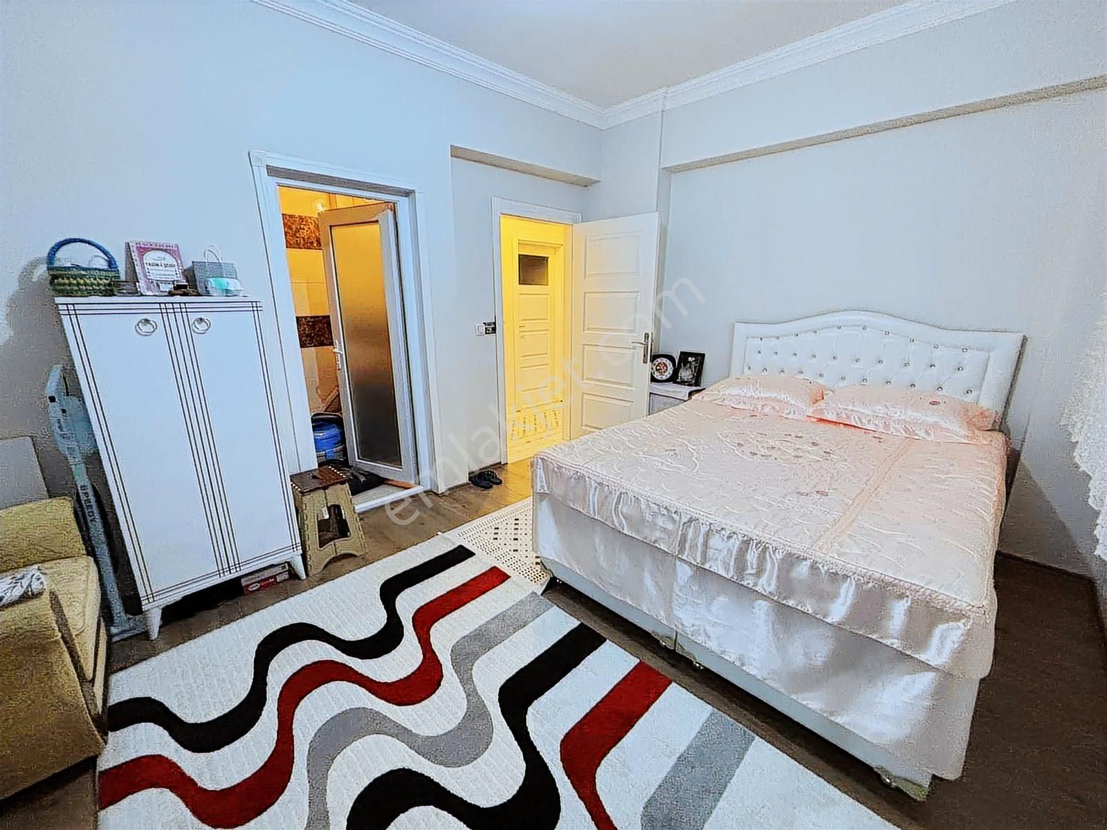 Serkent Bahçelievlerde Satılık 3+1 Daire Meskenli Ebeveyn Banyo - Görsel 9